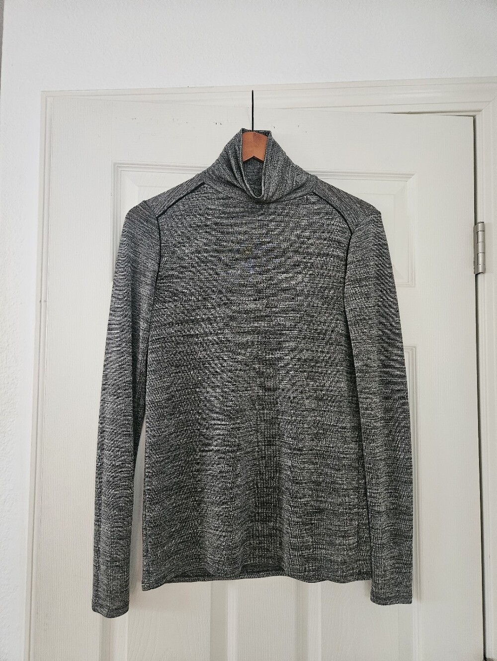 Vince Gray Turtleneck Size XS